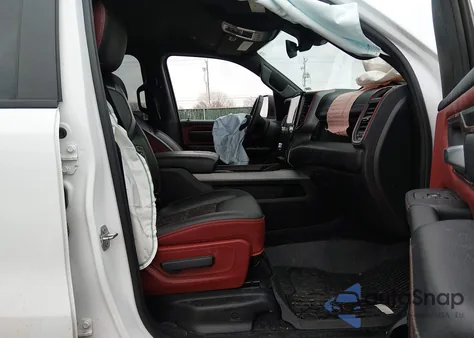 2025 Ram 1500 Rebel 4X4 5'7 Box z USA, uszkodzony, nr VIN 1C6SRFLP8SN574613